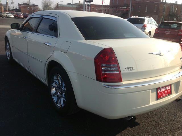Chrysler 300C GT LOW Miles Sedan