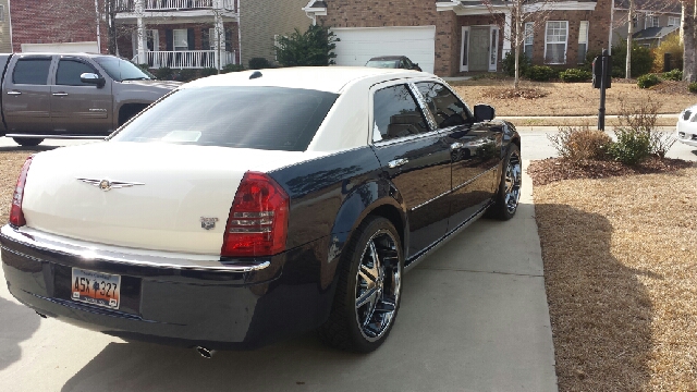 Chrysler 300C 2006 photo 3