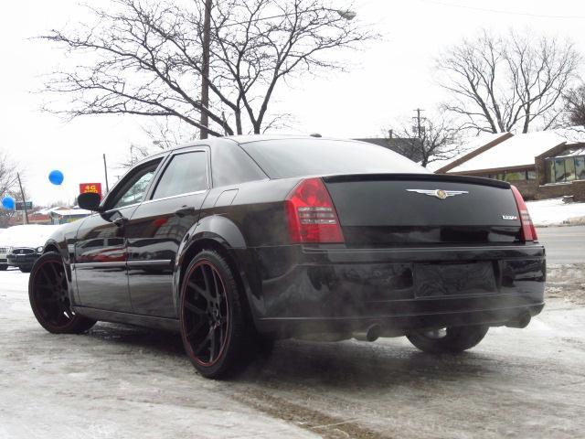 Chrysler 300C 2006 photo 4
