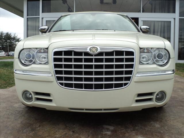 Chrysler 300C 2006 photo 1