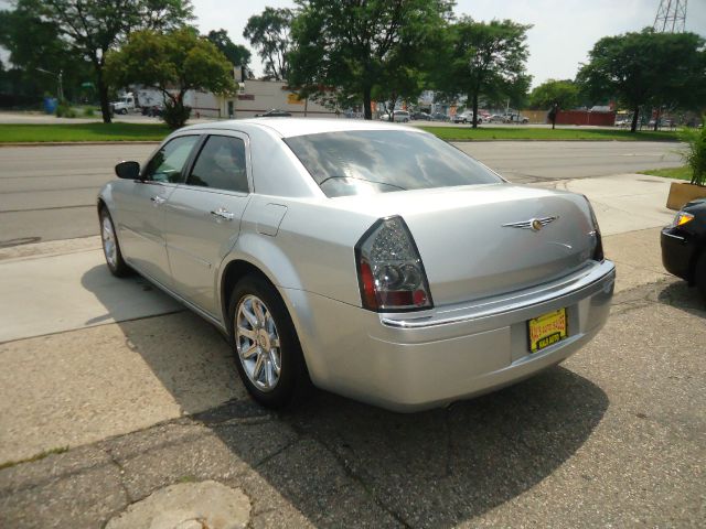 Chrysler 300C Regular Cab Sedan