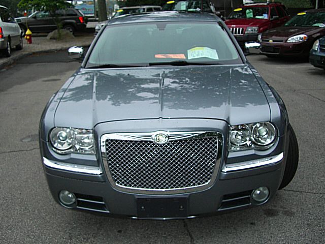 Chrysler 300C 2006 photo 2