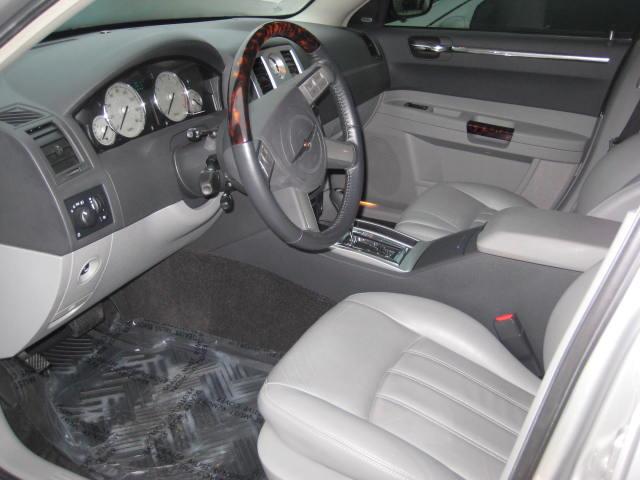 Chrysler 300C 2006 photo 5