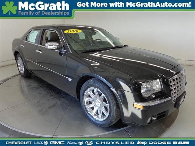 Chrysler 300C 2006 photo 2