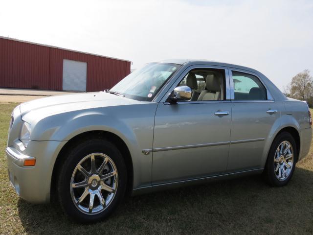 Chrysler 300C 2006 photo 3