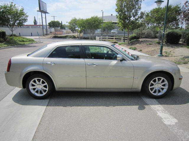 Chrysler 300C 2006 photo 1