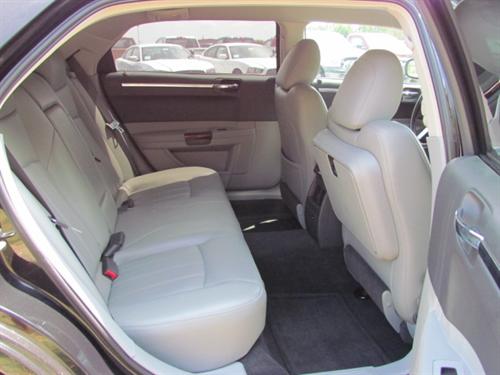 Chrysler 300C 2007 photo 3