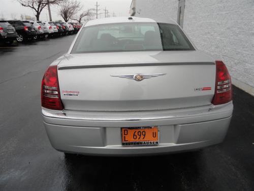 Chrysler 300C 2007 photo 3