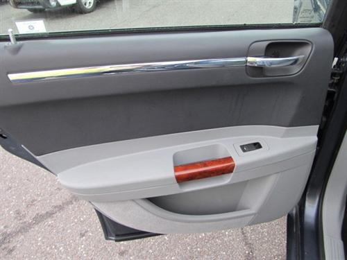 Chrysler 300C 2007 photo 1