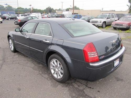 Chrysler 300C 2007 photo 2