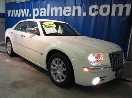 Chrysler 300C 2007 photo 2