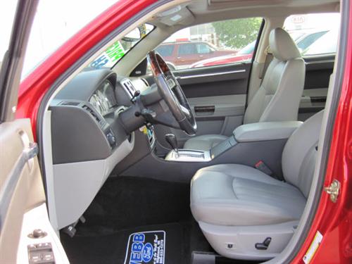 Chrysler 300C 4x4 XLT Other