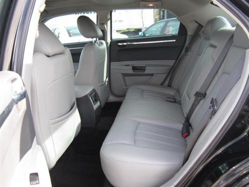 Chrysler 300C 2007 photo 3