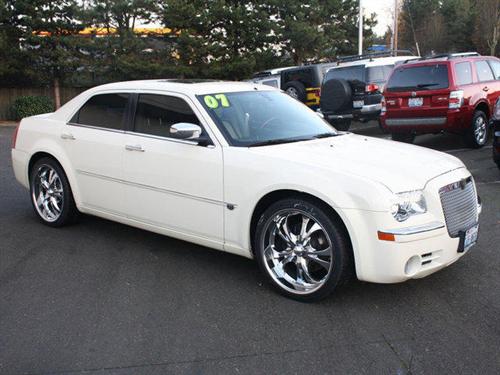 Chrysler 300C 2007 photo 2