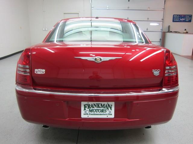 Chrysler 300C 2007 photo 4