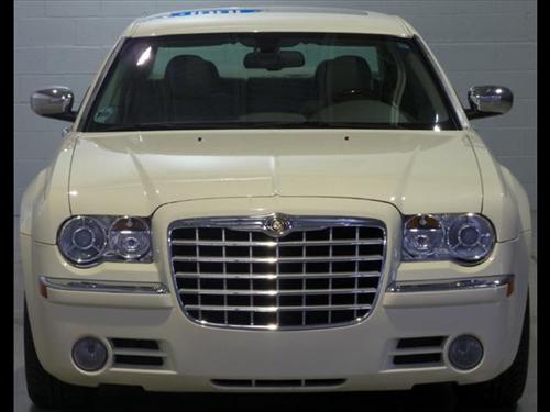 Chrysler 300C 2007 photo 2