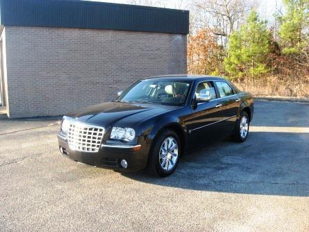 Chrysler 300C 2007 photo 2