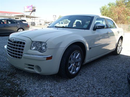 Chrysler 300C 2007 photo 2