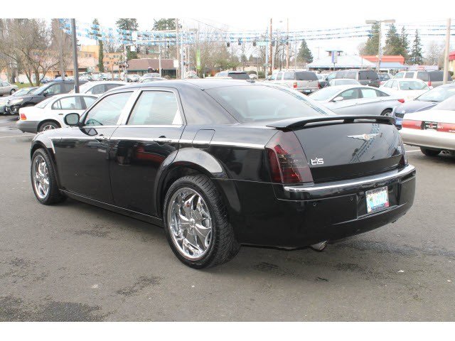 Chrysler 300C 2007 photo 2