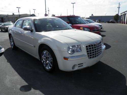 Chrysler 300C 2007 photo 2