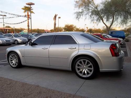 Chrysler 300C 2007 photo 2