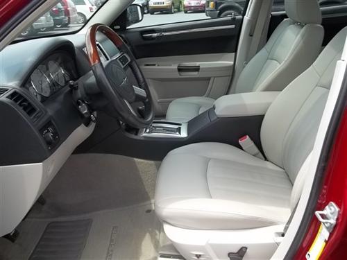 Chrysler 300C 2007 photo 2