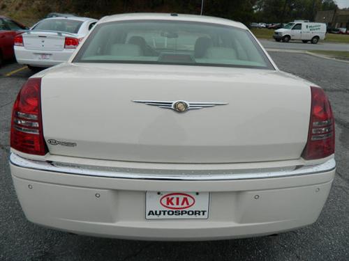 Chrysler 300C 2007 photo 4