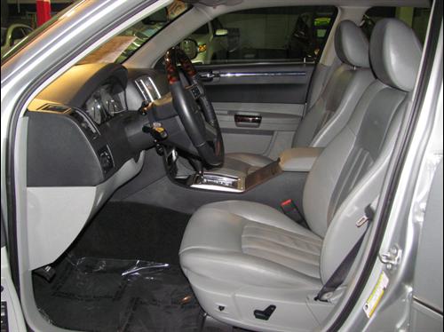 Chrysler 300C 2007 photo 4