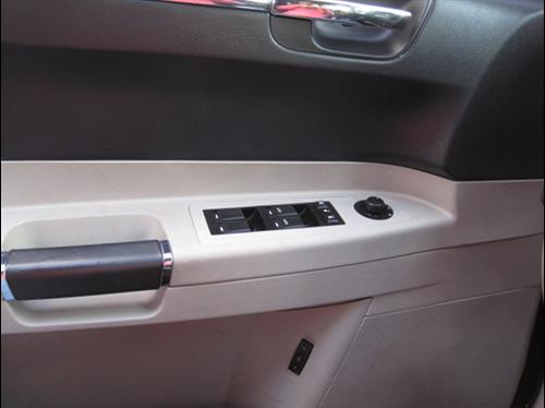 Chrysler 300C 2007 photo 1