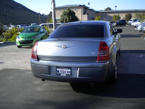 Chrysler 300C 2007 photo 2