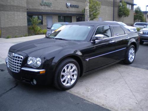 Chrysler 300C 2007 photo 2