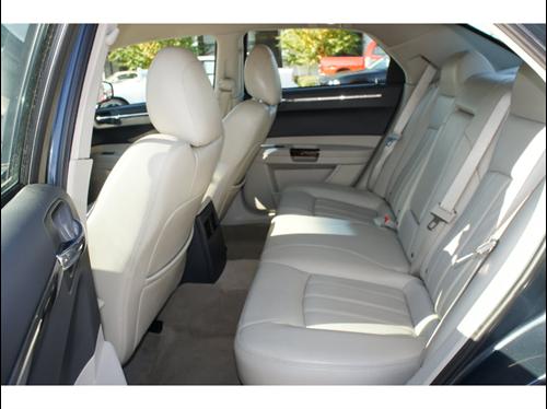 Chrysler 300C 2007 photo 4