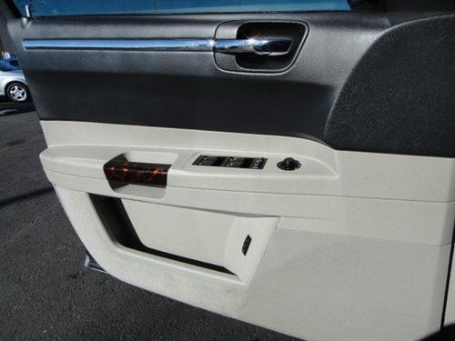 Chrysler 300C 2007 photo 3