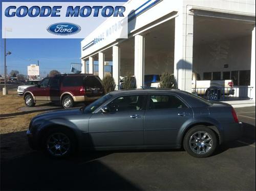 Chrysler 300C Base Other