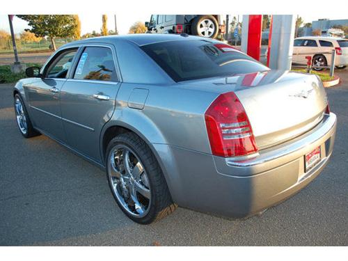 Chrysler 300C 2007 photo 4