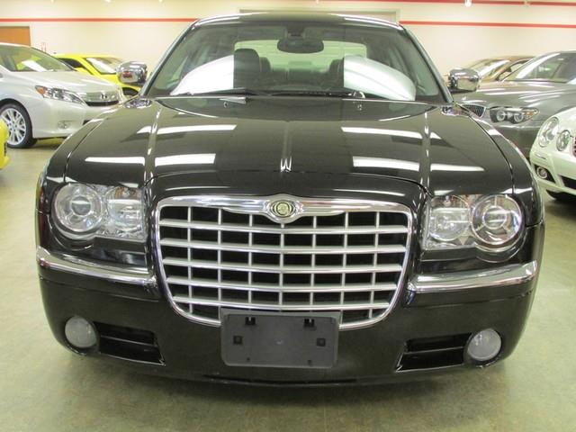 Chrysler 300C 2007 photo 2