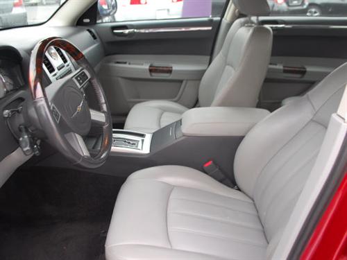 Chrysler 300C 2007 photo 2