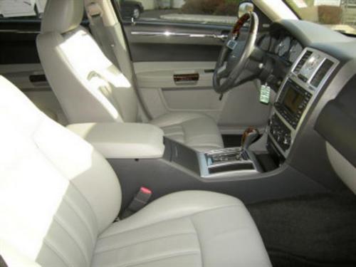 Chrysler 300C 2007 photo 2