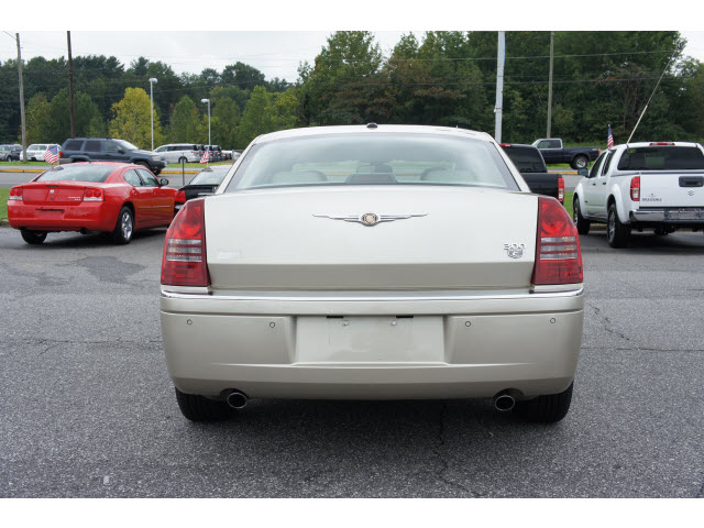 Chrysler 300C 2007 photo 3