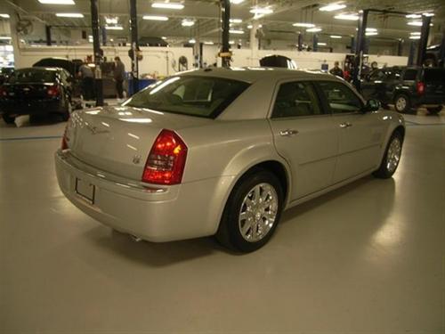Chrysler 300C 2007 photo 3