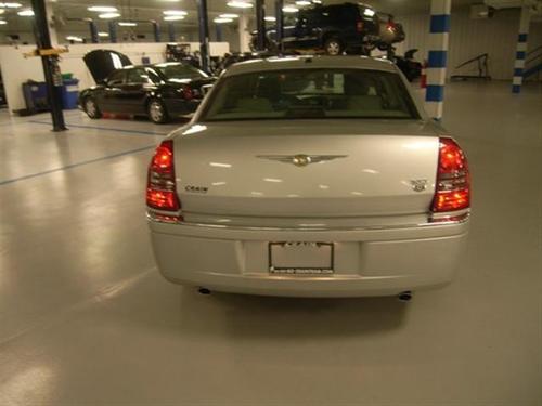 Chrysler 300C 2007 photo 4