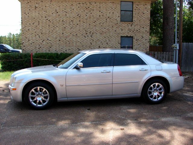Chrysler 300C Ralli/art Sedan