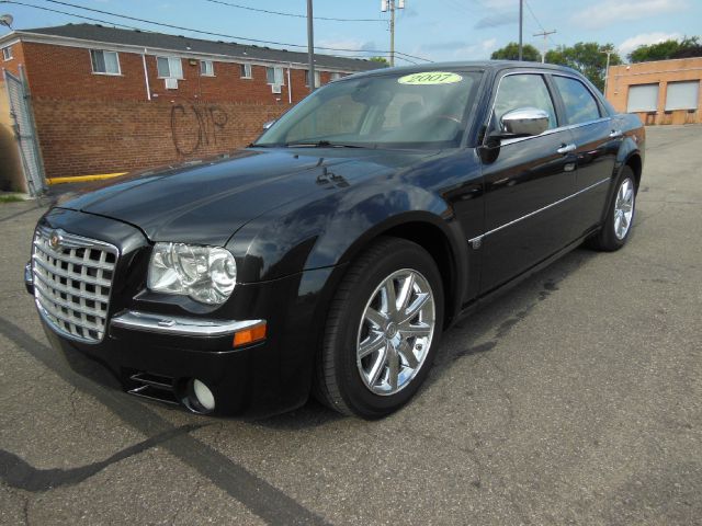 Chrysler 300C 2007 photo 2