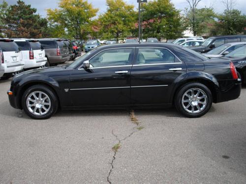 Chrysler 300C 2007 photo 2