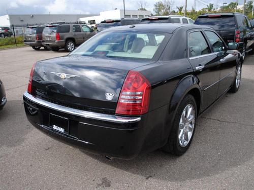 Chrysler 300C 2007 photo 3