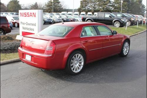 Chrysler 300C 2007 photo 3