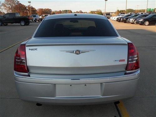 Chrysler 300C 2007 photo 3