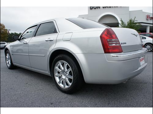 Chrysler 300C 2007 photo 1