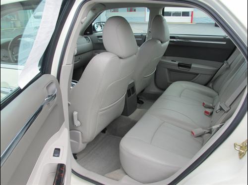 Chrysler 300C 2007 photo 1