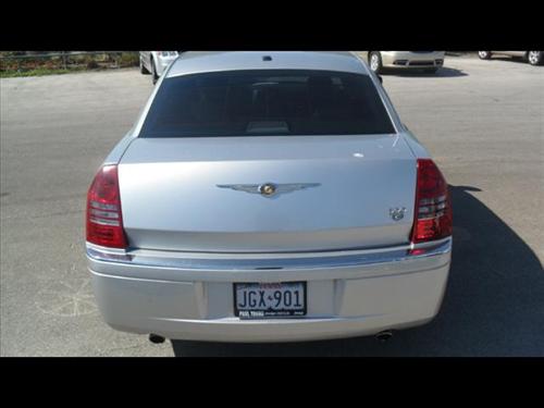Chrysler 300C 2007 photo 2
